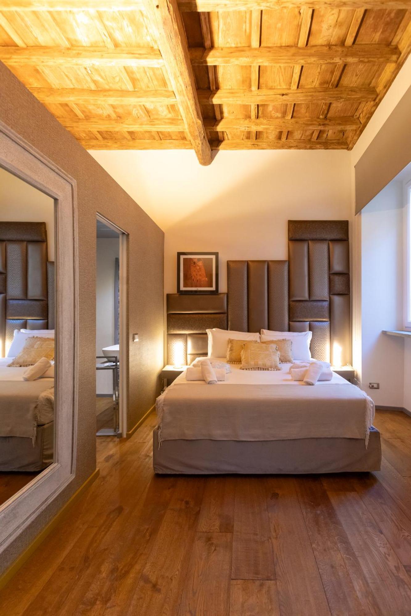 Fontana Di Trevi Roma Luxury Suite מראה חיצוני תמונה