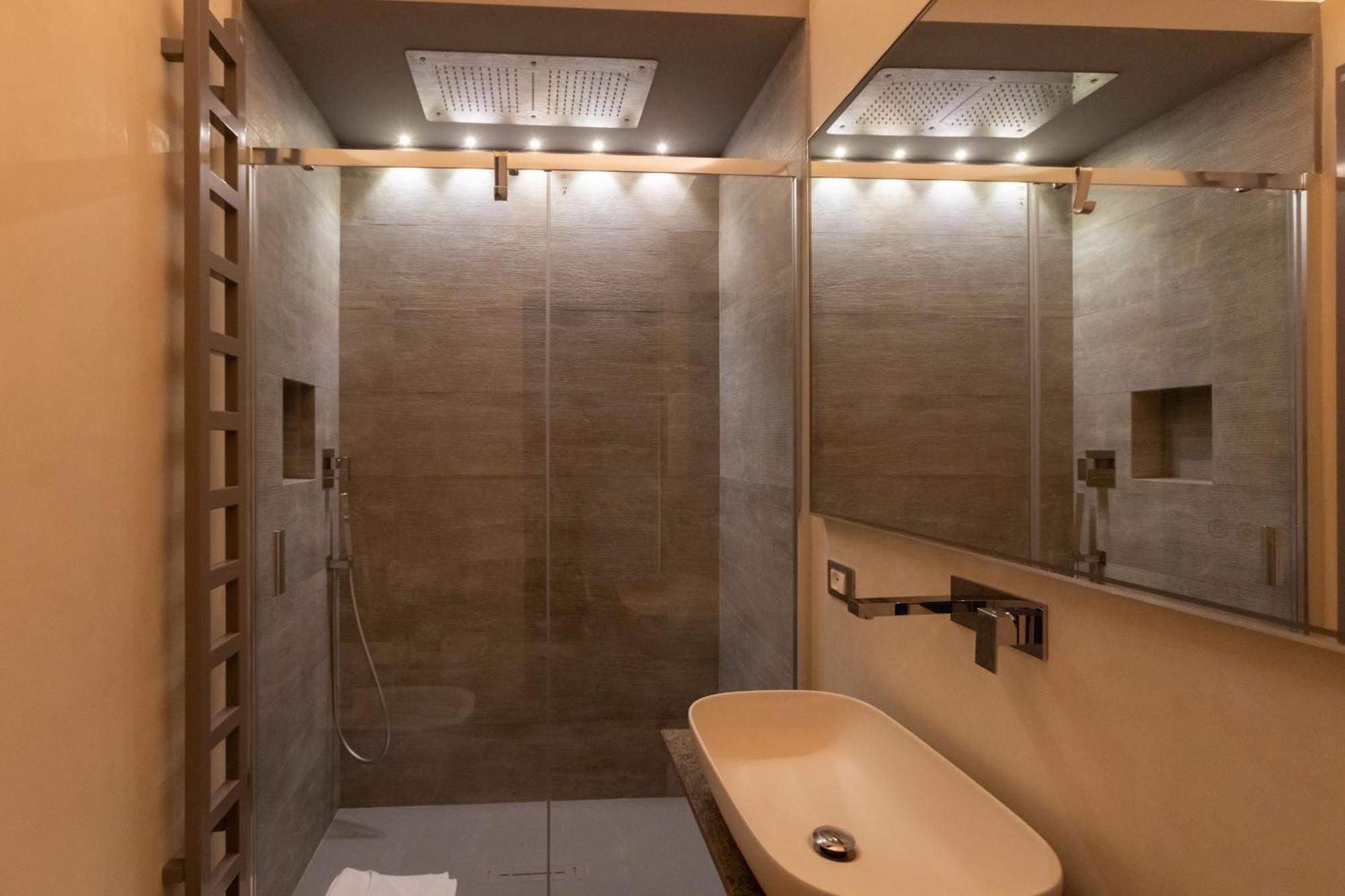 Fontana Di Trevi Roma Luxury Suite מראה חיצוני תמונה