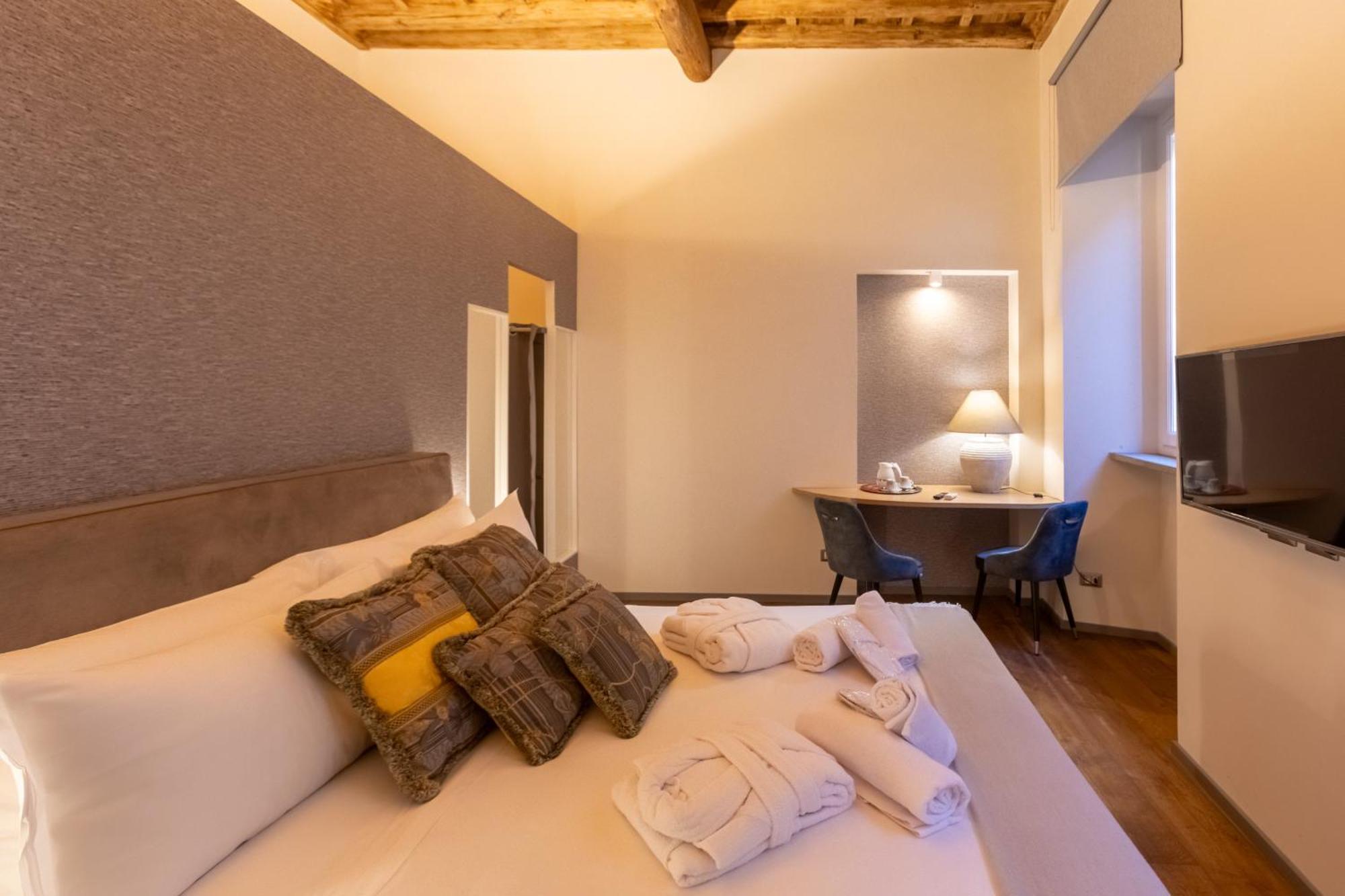 Fontana Di Trevi Roma Luxury Suite מראה חיצוני תמונה